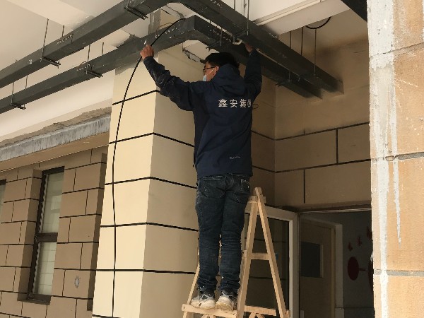 西安安裝監(jiān)控?cái)z像頭多少錢(qián)？陜西鑫安安防如是說(shuō)