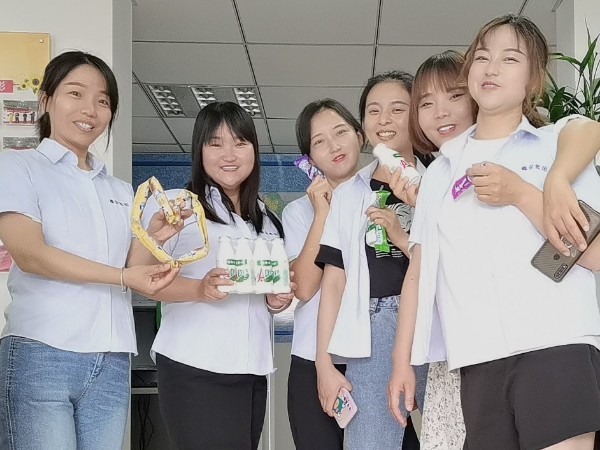 陜西鑫安安防全體員工祝所有小朋友節(jié)日快樂！