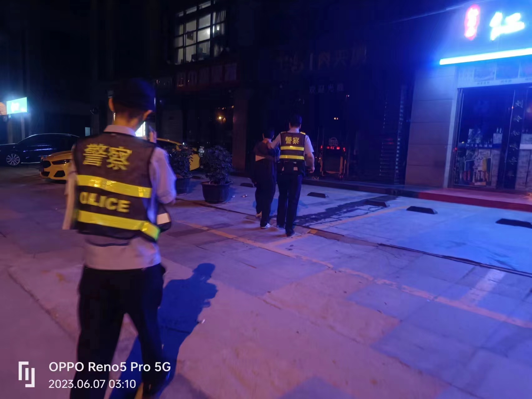 安裝這樣的商鋪安防報(bào)警系統(tǒng)才能保證安全！