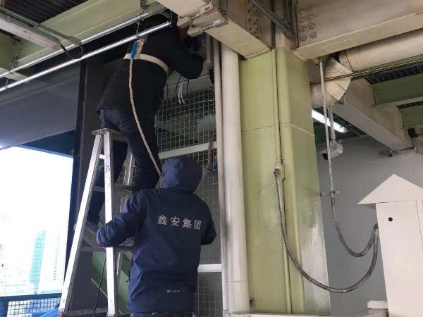 建筑工地安裝智能視頻監(jiān)控系統(tǒng)保障安全，降低安全事故的發(fā)生