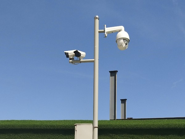 野外條件下，想要安裝無(wú)線無(wú)網(wǎng)監(jiān)控?cái)z像頭怎么辦？