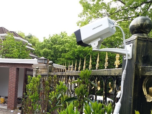 別墅安裝安防監(jiān)控系統(tǒng)您知道該如何選擇嗎？